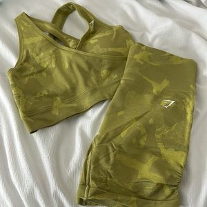 Gymshark Adapt Camo Seamless Sports Bra and Shorts SET